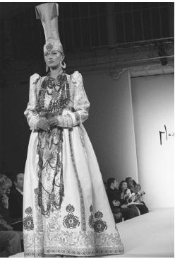 Mary McFadden, fall/winter 1999 collection: Mongolian wedding gown with beading and embroidery. © AP/Wide World Photos.