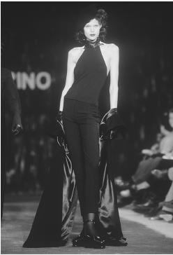 Roberto Verino, fall 2001 collection. © Fashion Syndicate Press.
